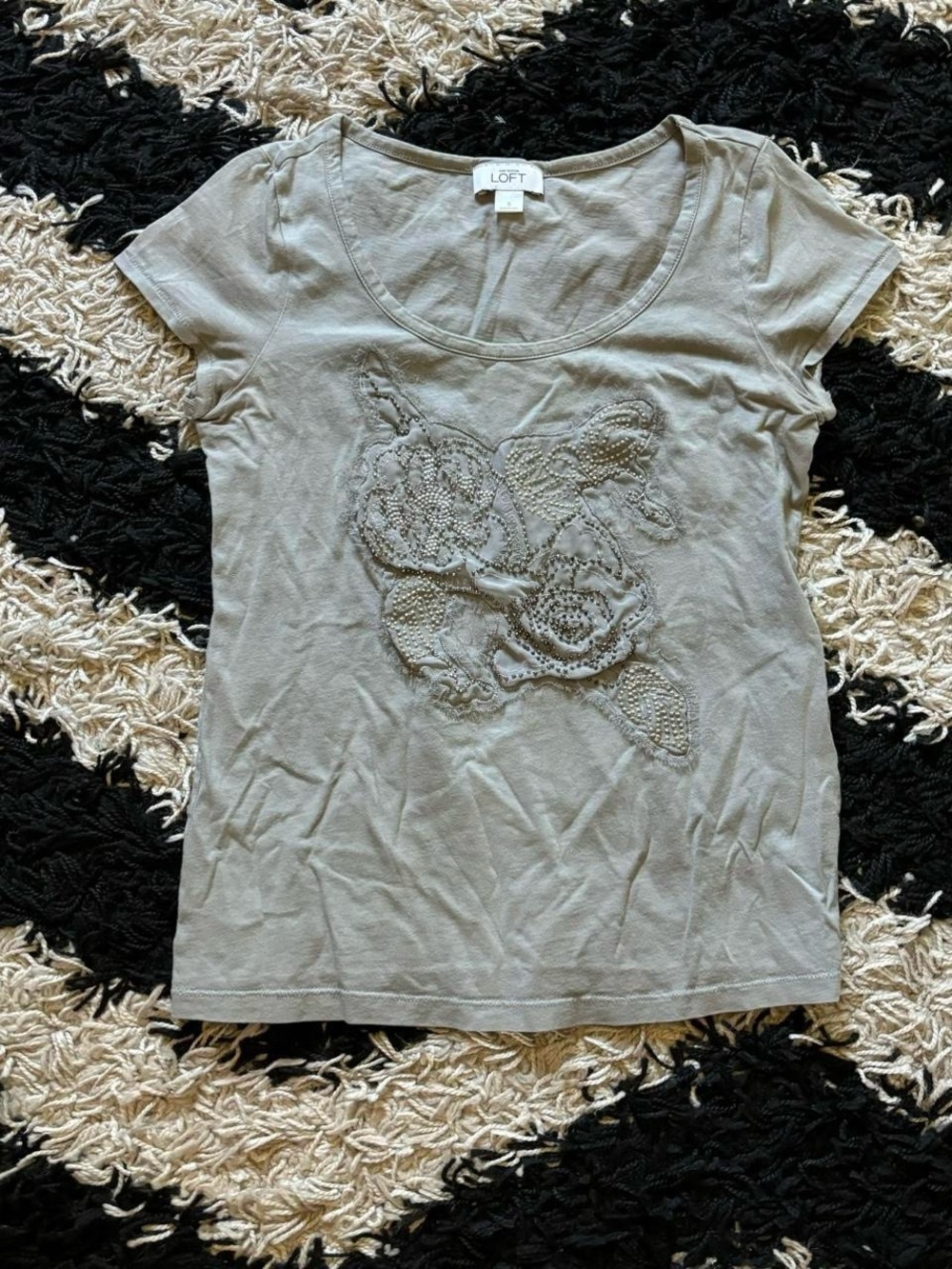 Loft Grunge Grey Cap Sleeve Bedazzled Beaded Floral Top Women’s Small